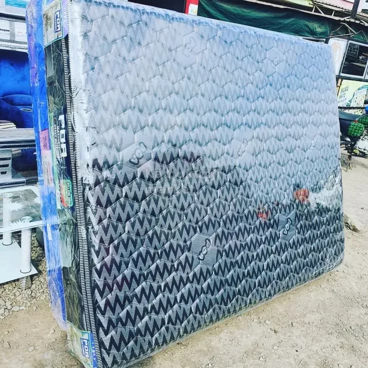 Matress - Photo 1